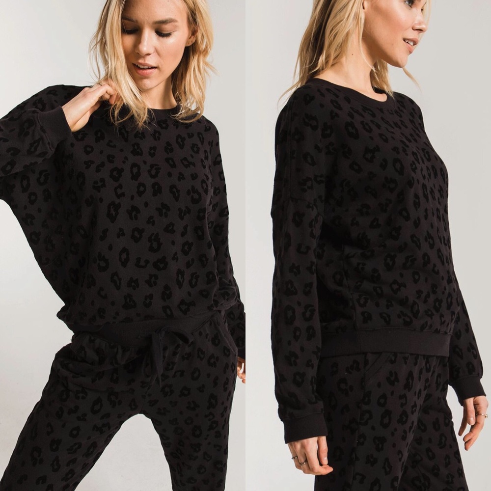 Leopard Pullover Top - Picture 2 of 8